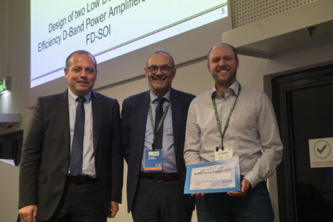 Zum Artikel "Andre Engelmann wins Young Engineer Prize at EuMIC 2022"